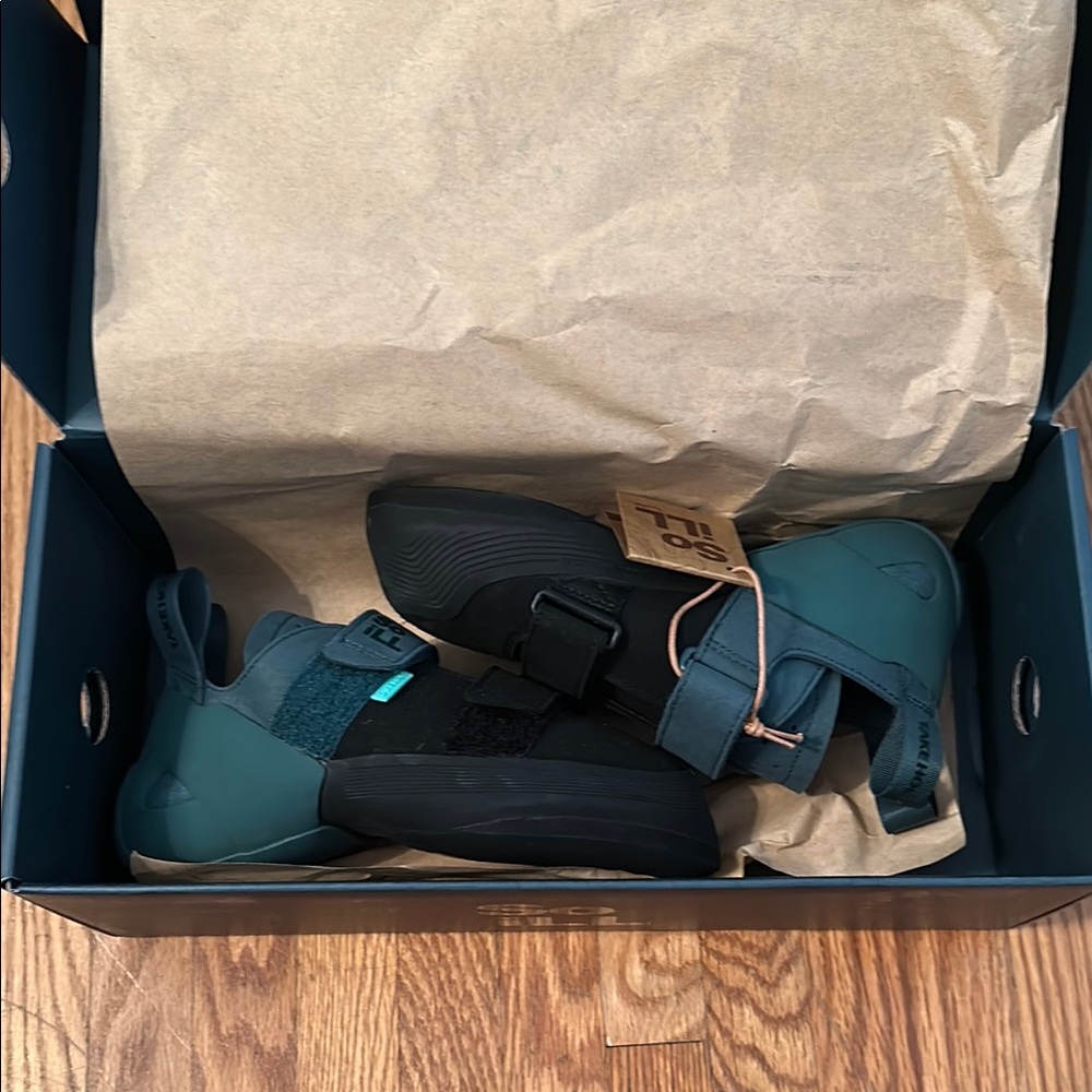 SoiLL “Street” unisex climbing shoe